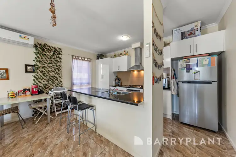 Third view of Homely unit listing, 2/110 William Street, St Albans VIC 3021