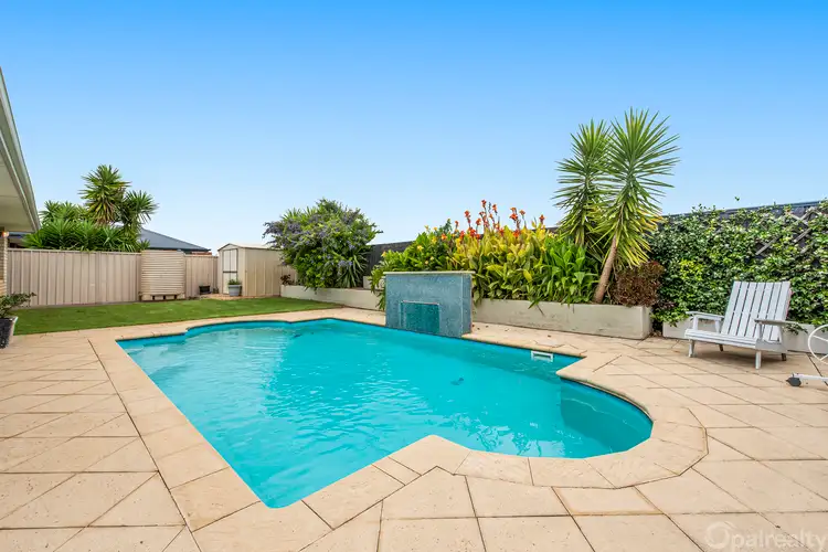 12 Claiborne Road, Secret Harbour WA 6173