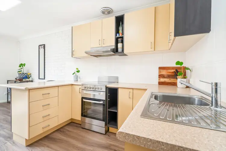 Sixth view of Homely block of units listing, 1&2/537 Ebden Street, South Albury NSW 2640