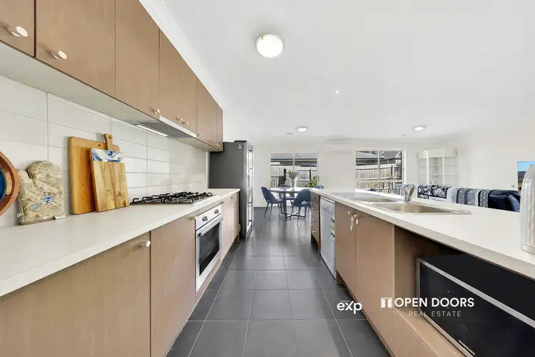Fifth view of Homely house listing, 8 Getaway Drive, Doreen VIC 3754
