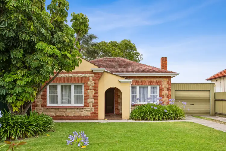 492 Cross Road, Glandore SA 5037