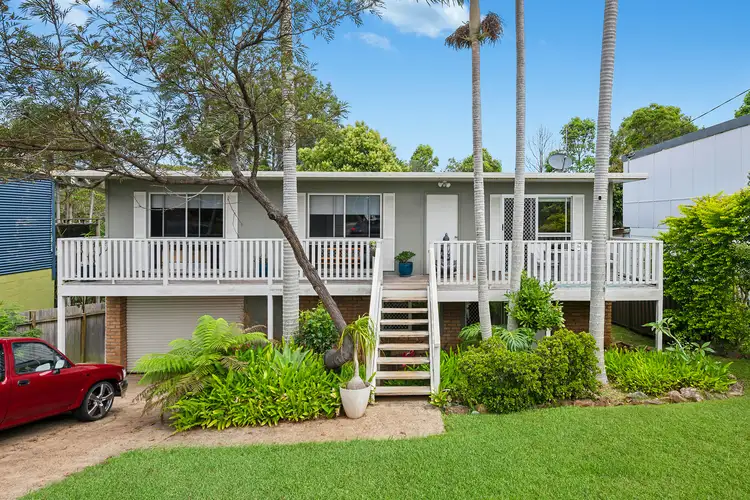12 Koorong Avenue