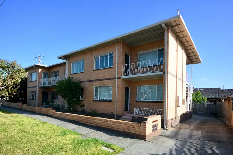 3/220 Pascoe Vale Road