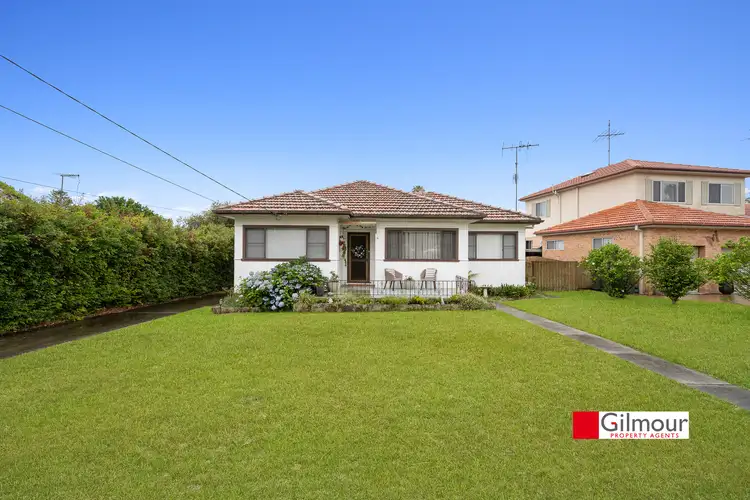 25 & 25A Burrell Crescent