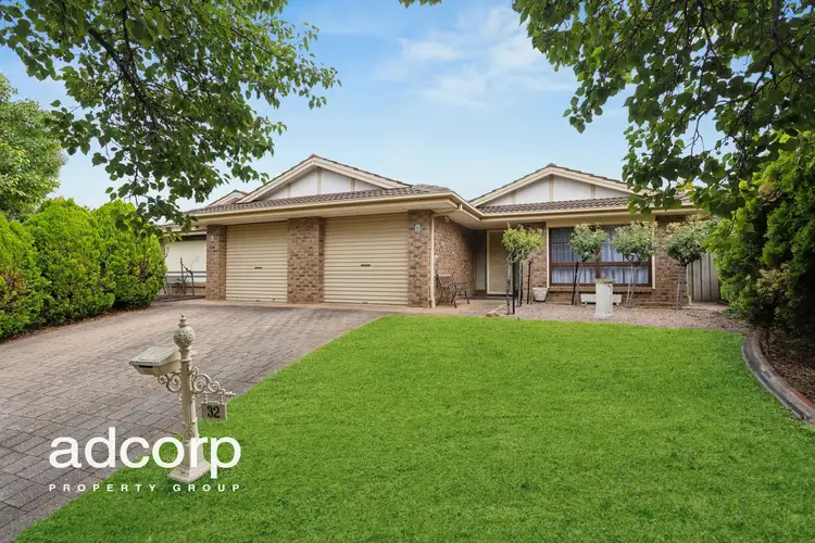 32 Crestview Place