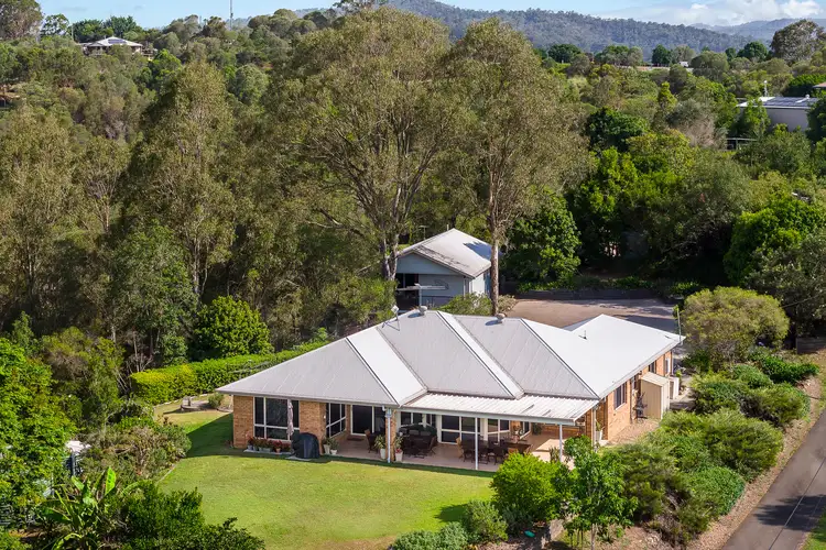 5 Skyline Court, Draper QLD 4520