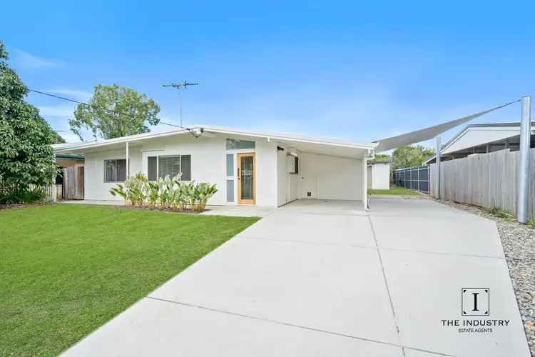 30 Oak Street, Holloways Beach QLD 4878