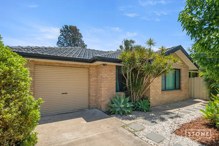 1A Evans Crescent