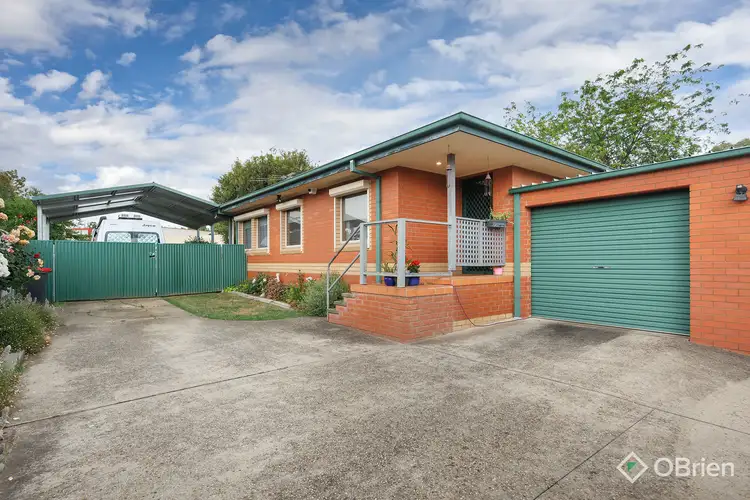 2/590 Livermore Street, Lavington NSW 2641