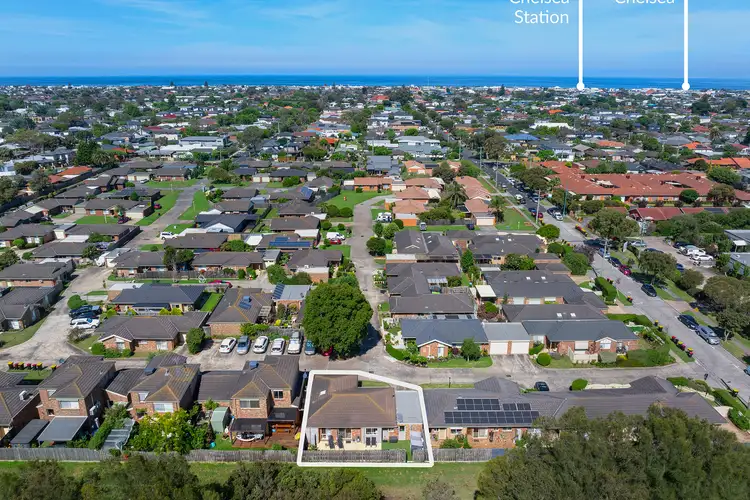 18 Parkland Drive, Chelsea VIC 3196