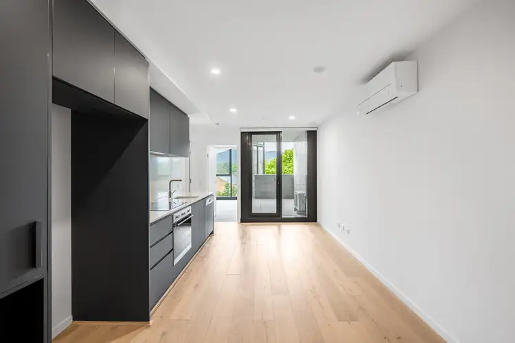 412/83 Cooyong Street