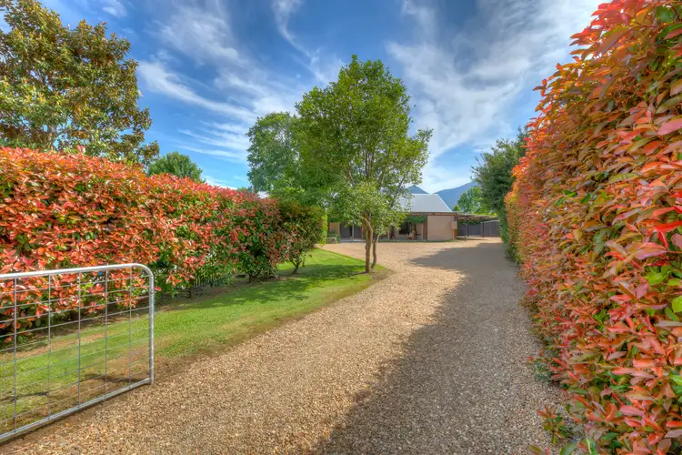 3 Tewksbury Court, Porepunkah VIC 3740