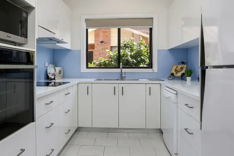 Second view of Homely villa listing, 2/39 Woodlawn Drive, Toongabbie NSW 2146