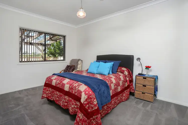 Sixth view of Homely villa listing, 2/39 Woodlawn Drive, Toongabbie NSW 2146