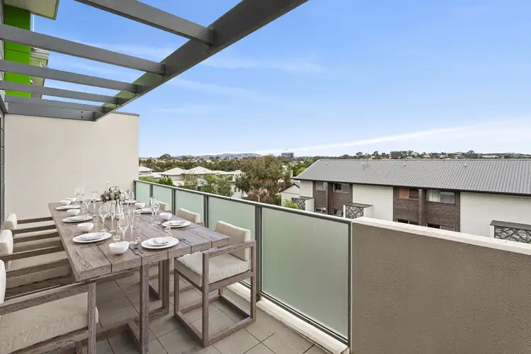 17/3 Clare Burton Crescent, Franklin ACT 2913