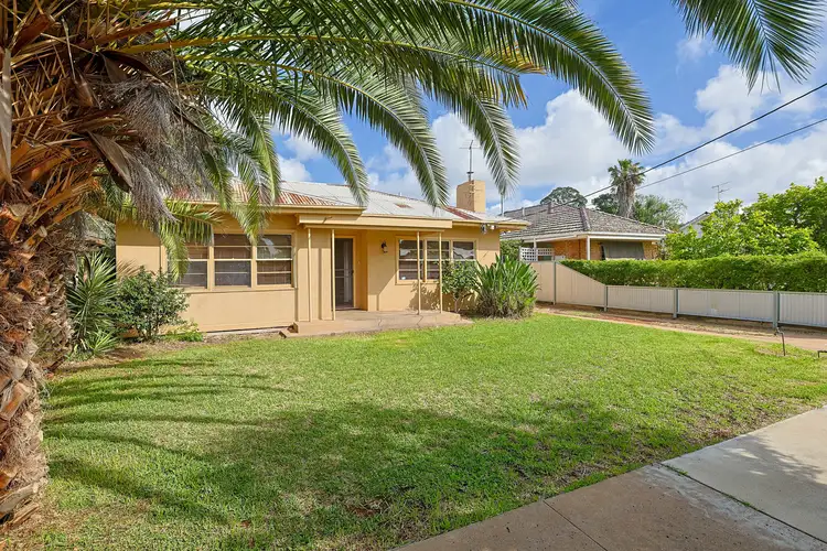15 Kurrajong Parade, Mildura VIC 3500