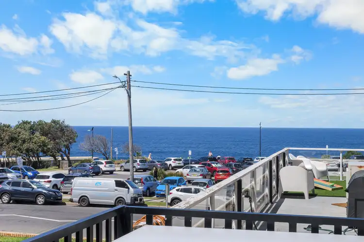 Third view of Homely apartment listing, 2/102 Marine Parade, Maroubra NSW 2035
