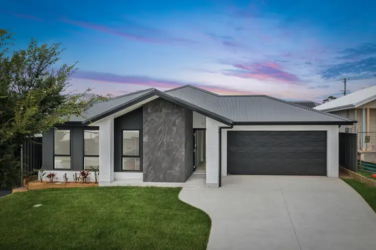 4 Soreina Drive