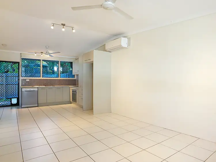 Fifth view of Homely apartment listing, 3/53 Princes Road, Hyde Park QLD 4812