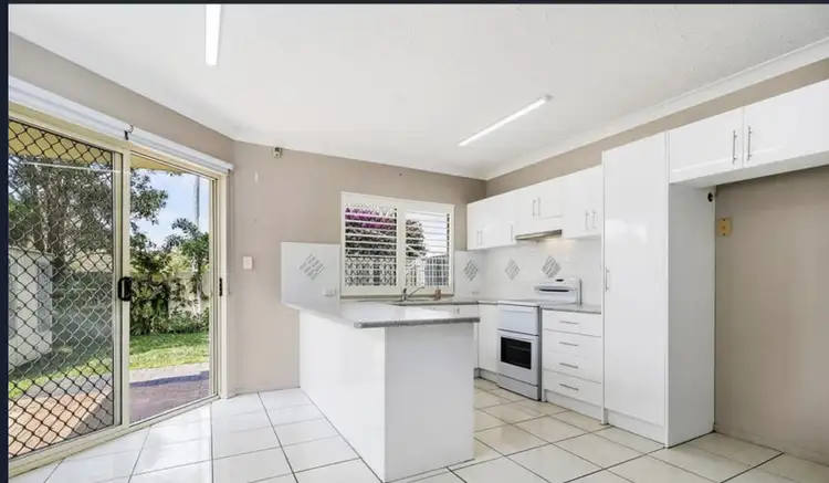 Main view of Homely unit listing, Level 1/1/10 Caroline Street, Woody Point QLD 4019