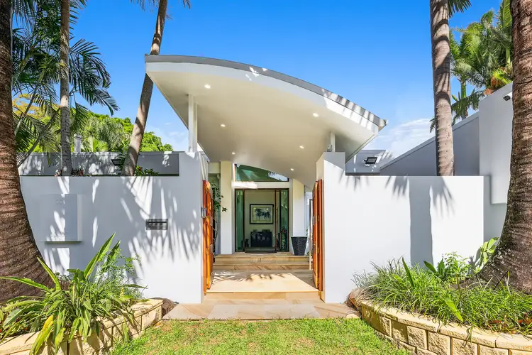 26 Fremar Street, Broadbeach Waters QLD 4218