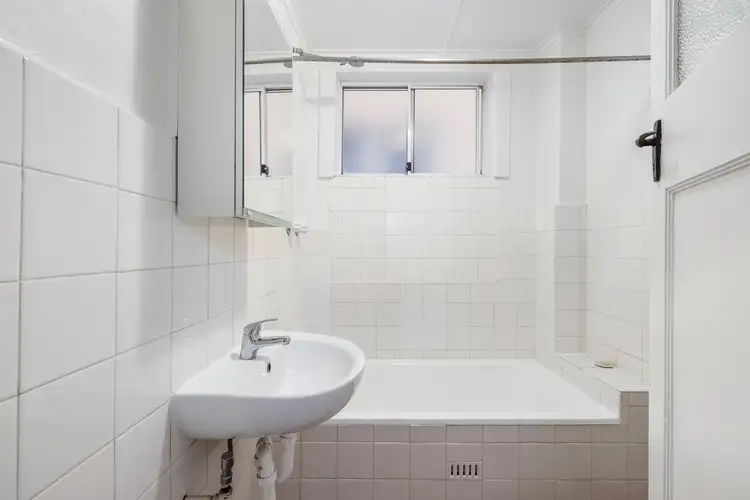 Fifth view of Homely apartment listing, 53/2 Ithaca Road, Elizabeth Bay NSW 2011