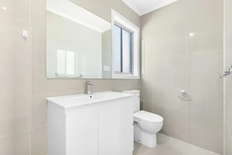 Fifth view of Homely unit listing, 3/64 Leonard Avenue, St Albans VIC 3021