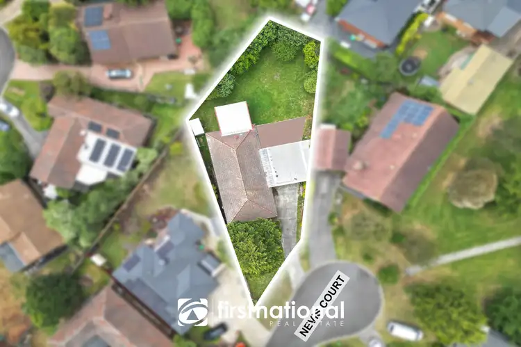 Second view of Homely house listing, 5 Nevis Court, Endeavour Hills VIC 3802