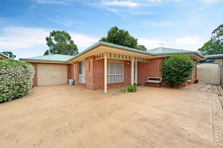 2/9 Janette Close, Warragul VIC 3820