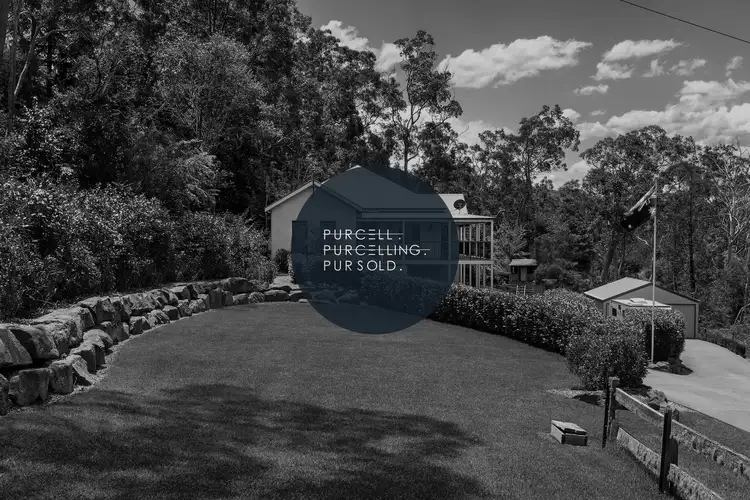 29 Log Bridge Place