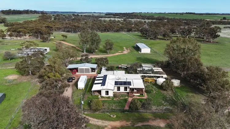 2463 Quairading - York Road