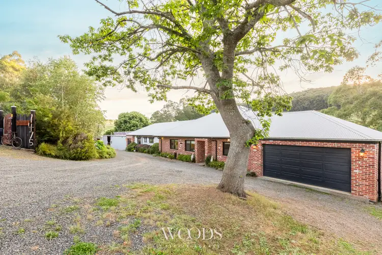 1475 Pakenham Road, Mount Burnett VIC 3781
