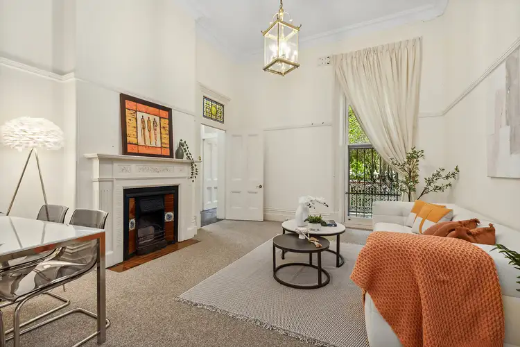 1/2-4 Carrington Avenue