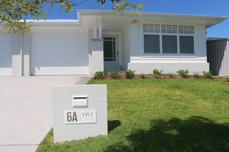 6a Lyle Street, Lake Haven NSW 2263