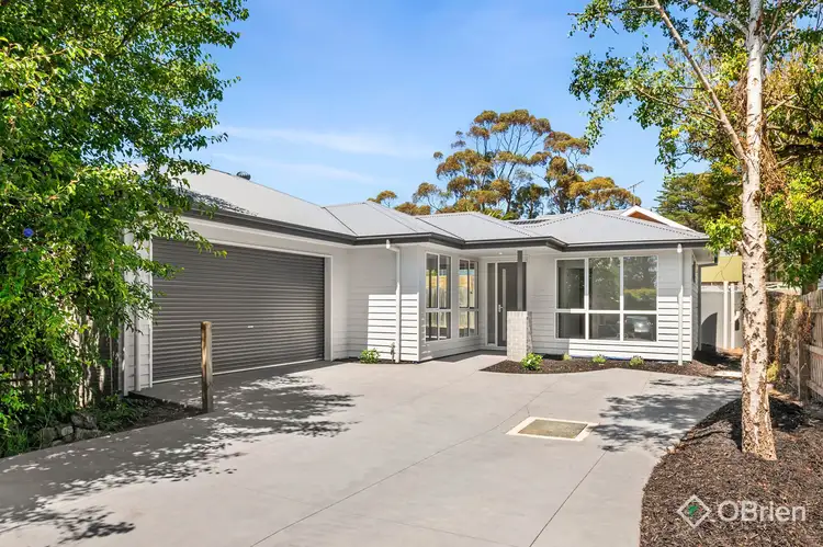 2/44 Station Street