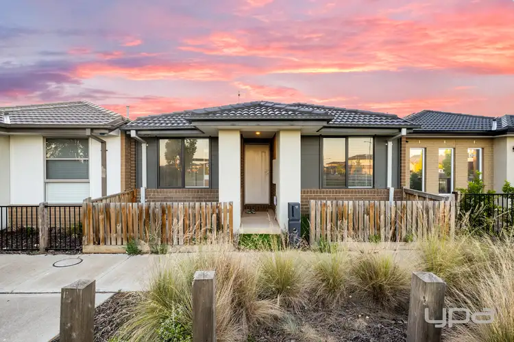 11 Taro Walk, Rockbank VIC 3335