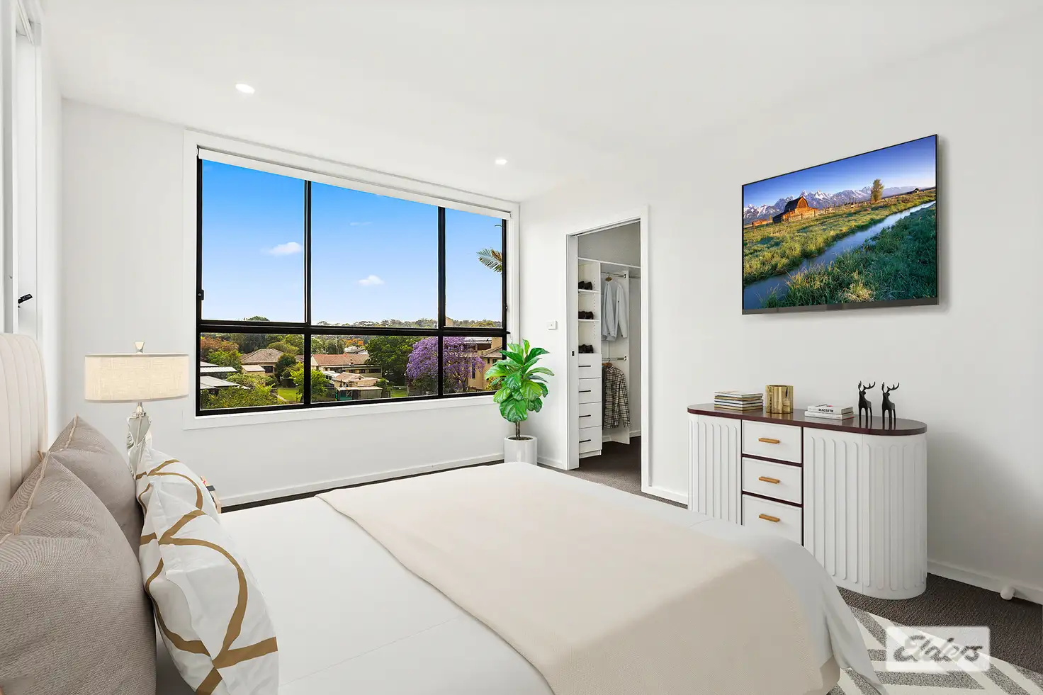 Main view of Homely townhouse listing, 8/15-17 Figtree Crescent, Figtree NSW 2525