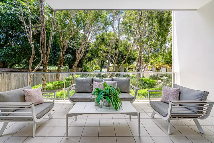 Fourth view of Homely villa listing, 1/9 Crescent Avenue, Mermaid Beach QLD 4218