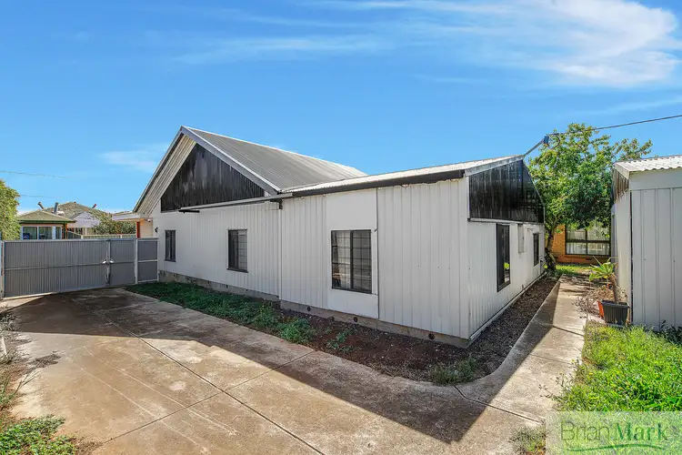 14 Norman Grove, Werribee South VIC 3030