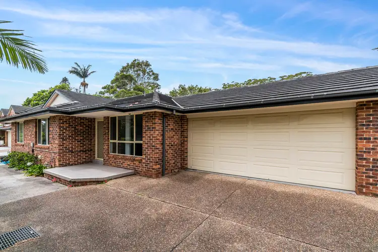 Main view of Homely villa listing, 4/25 Thompson Street, Woonona NSW 2517