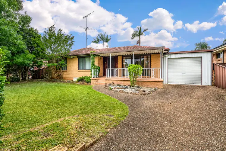 30 Bensbach Road, Glenfield NSW 2167