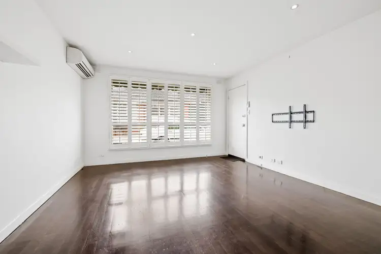 Third view of Homely unit listing, 2/37 Martin Street, Thornbury VIC 3071