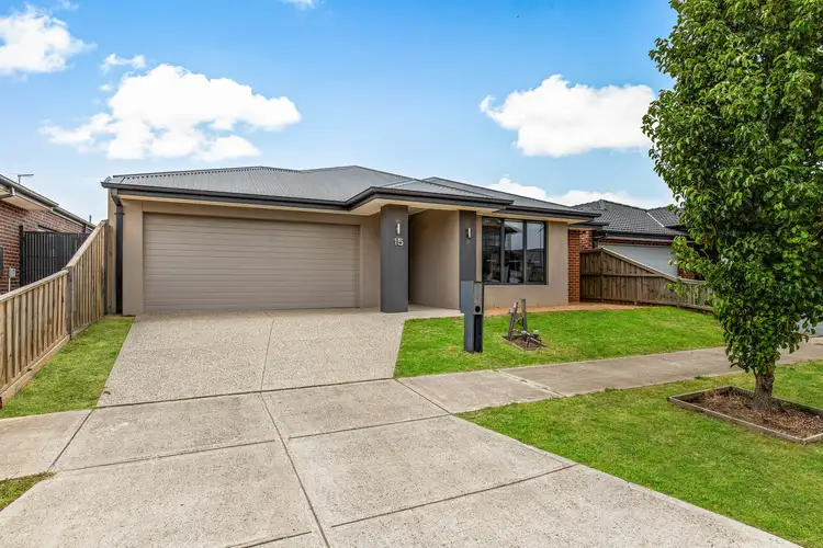 15 Ainsworth Crescent, Diggers Rest VIC 3427
