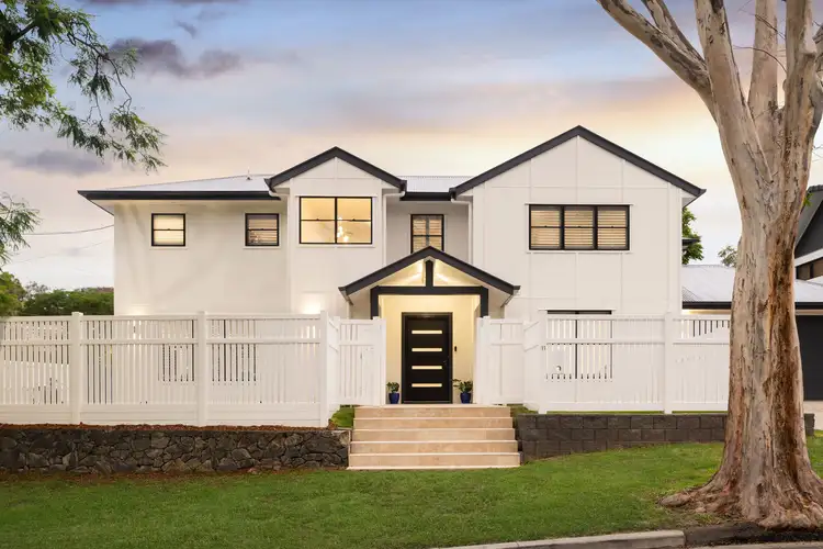 11 Glenfrew Street, Kenmore QLD 4069