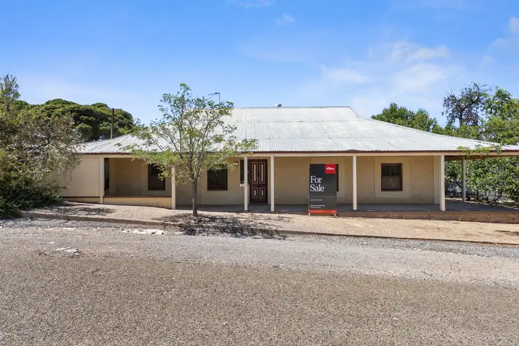 7 Helston Street, Burra SA 5417