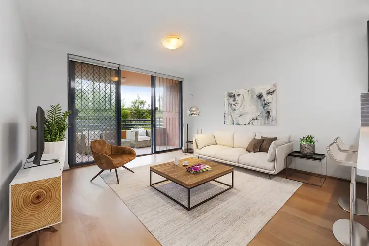 Main view of Homely unit listing, 2/42 Anzac Parade, Kensington NSW 2033