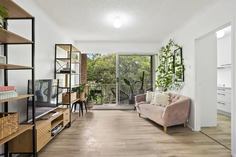 14/27 Heaslip Street, Coniston NSW 2500