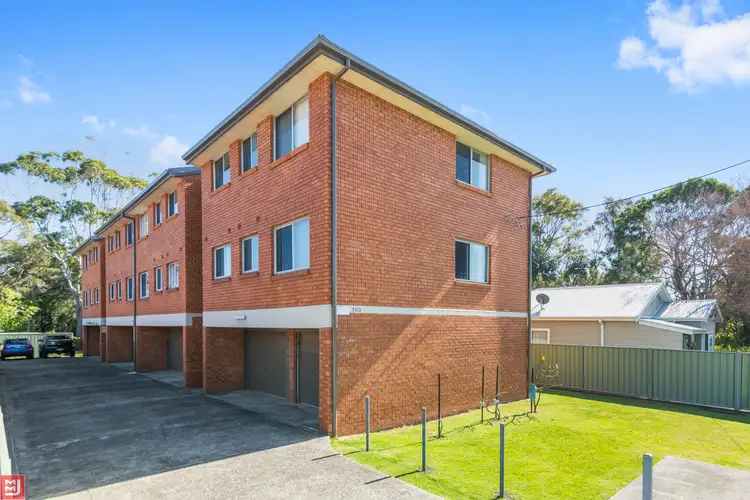 3/102 Cawley Street
