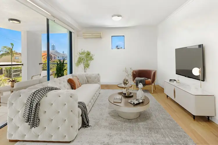 3/134 Stanhill Drive, Chevron Island QLD 4217