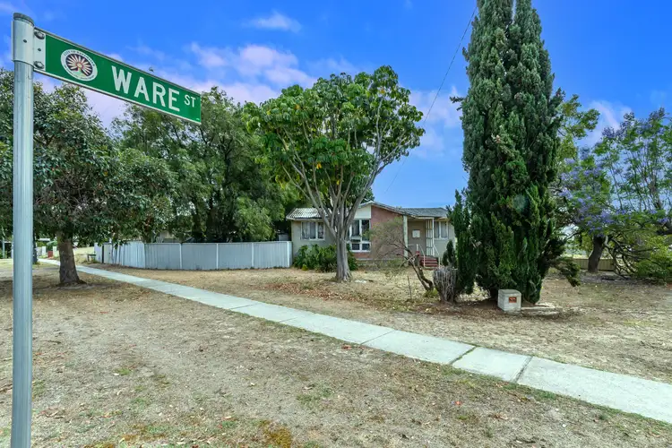 1 Ware Street
